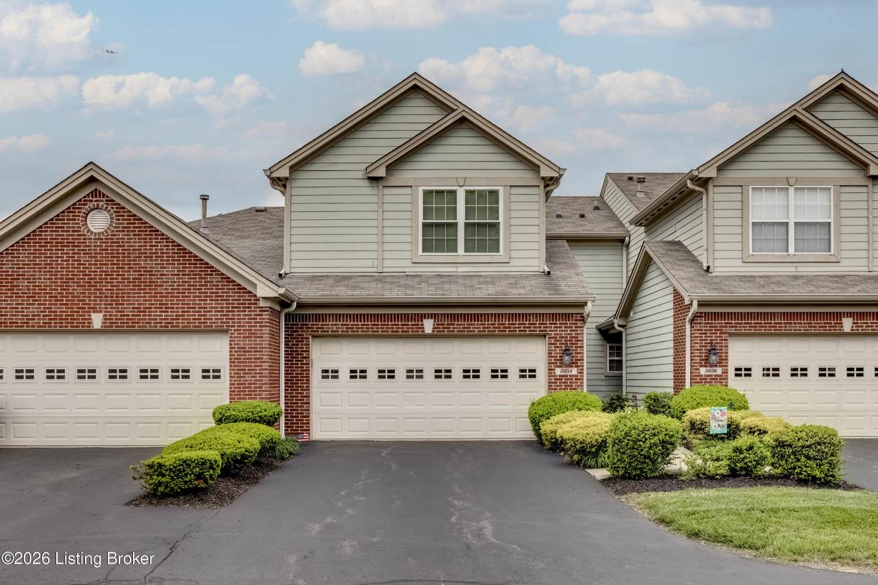 5034 Ardossan Square - Photo 1