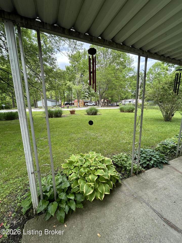 https://bt-photos.global.ssl.fastly.net/louisville/1280_boomver_1_1716889-2.jpg