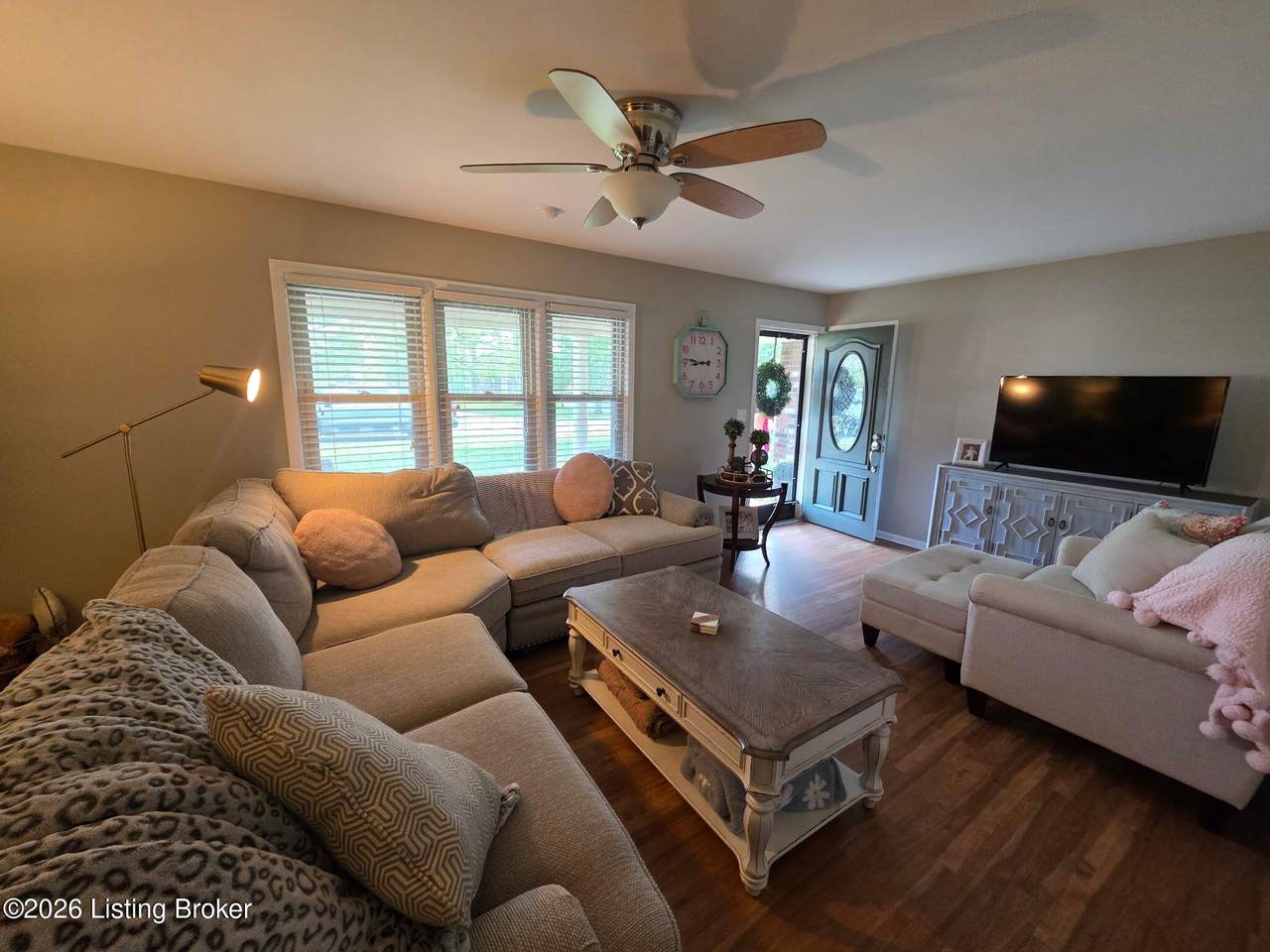 https://bt-photos.global.ssl.fastly.net/louisville/1280_boomver_1_1716977-2.jpg