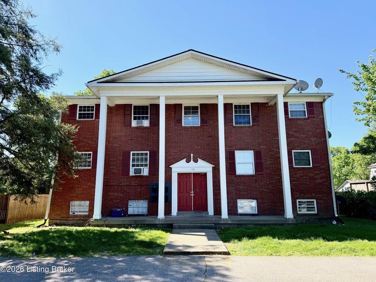 116 Harrison Ave - Photo 1