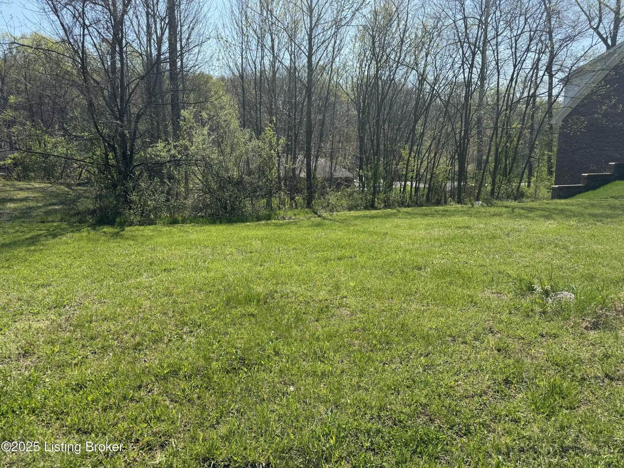 3417 Westhill Cir - Photo 1