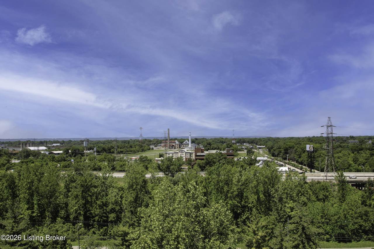 https://bt-photos.global.ssl.fastly.net/louisville/1280_boomver_1_1717175-2.jpg