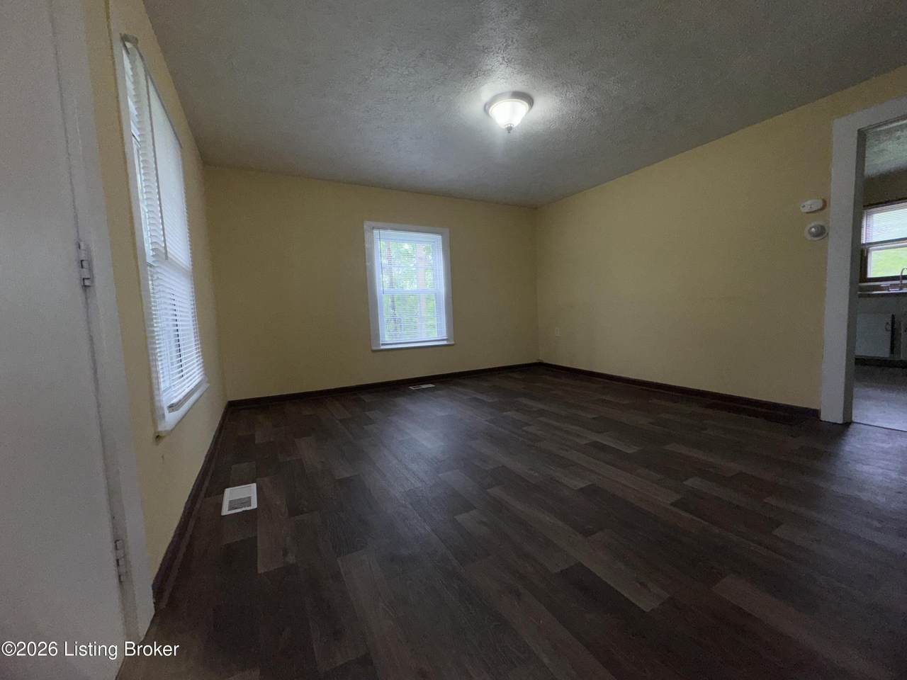 https://bt-photos.global.ssl.fastly.net/louisville/1280_boomver_1_1717213-2.jpg