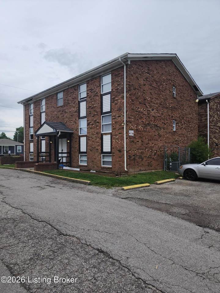 https://bt-photos.global.ssl.fastly.net/louisville/1280_boomver_1_1717286-2.jpg