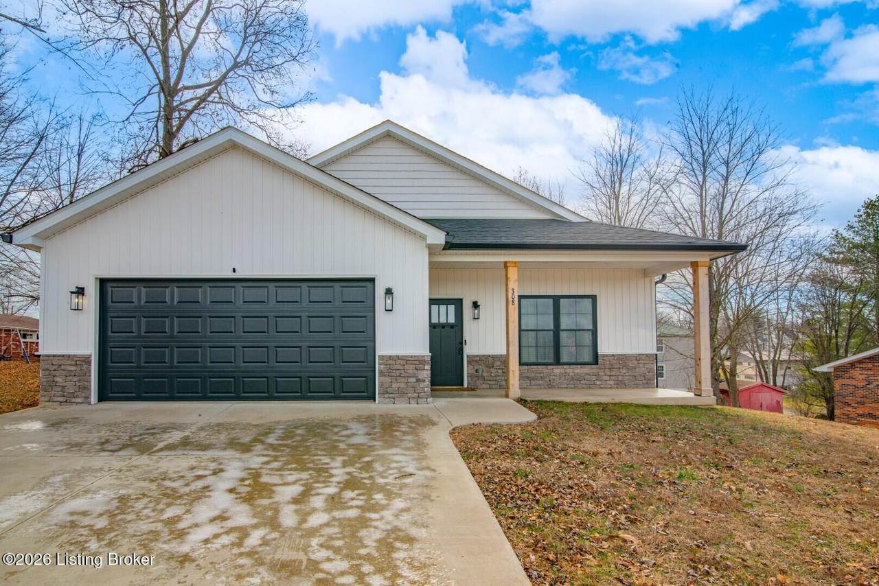 308 Lincoln St - Photo 1