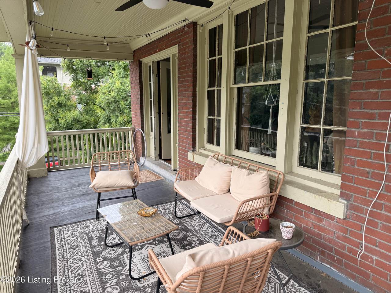 https://bt-photos.global.ssl.fastly.net/louisville/1280_boomver_1_1717445-2.jpg