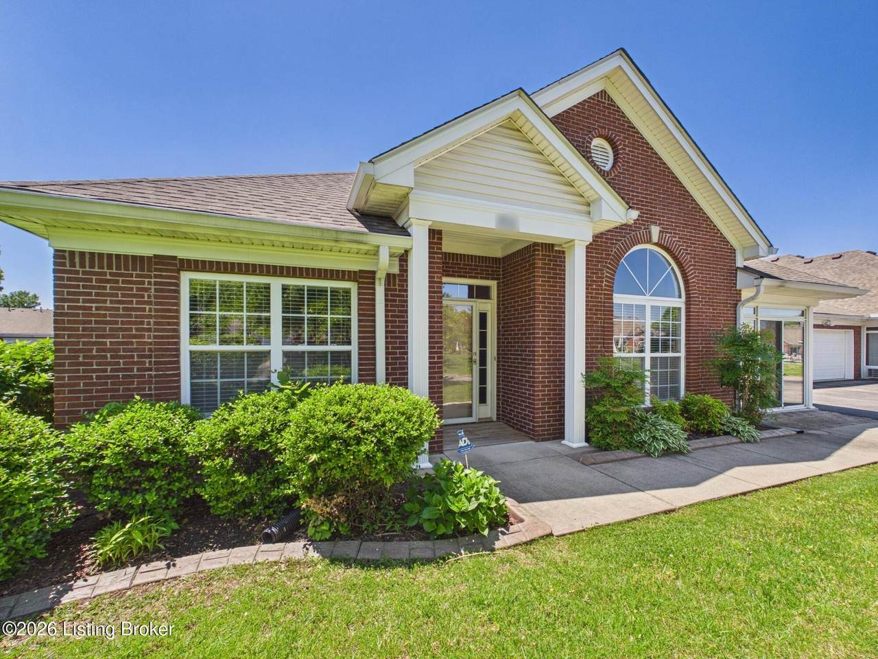 https://bt-photos.global.ssl.fastly.net/louisville/1280_boomver_1_1717527-2.jpg