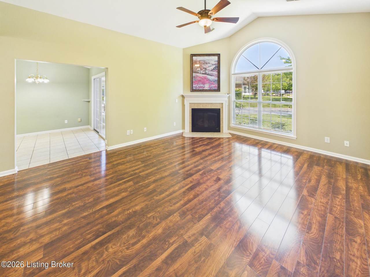 https://bt-photos.global.ssl.fastly.net/louisville/1280_boomver_1_1717527-2.jpg
