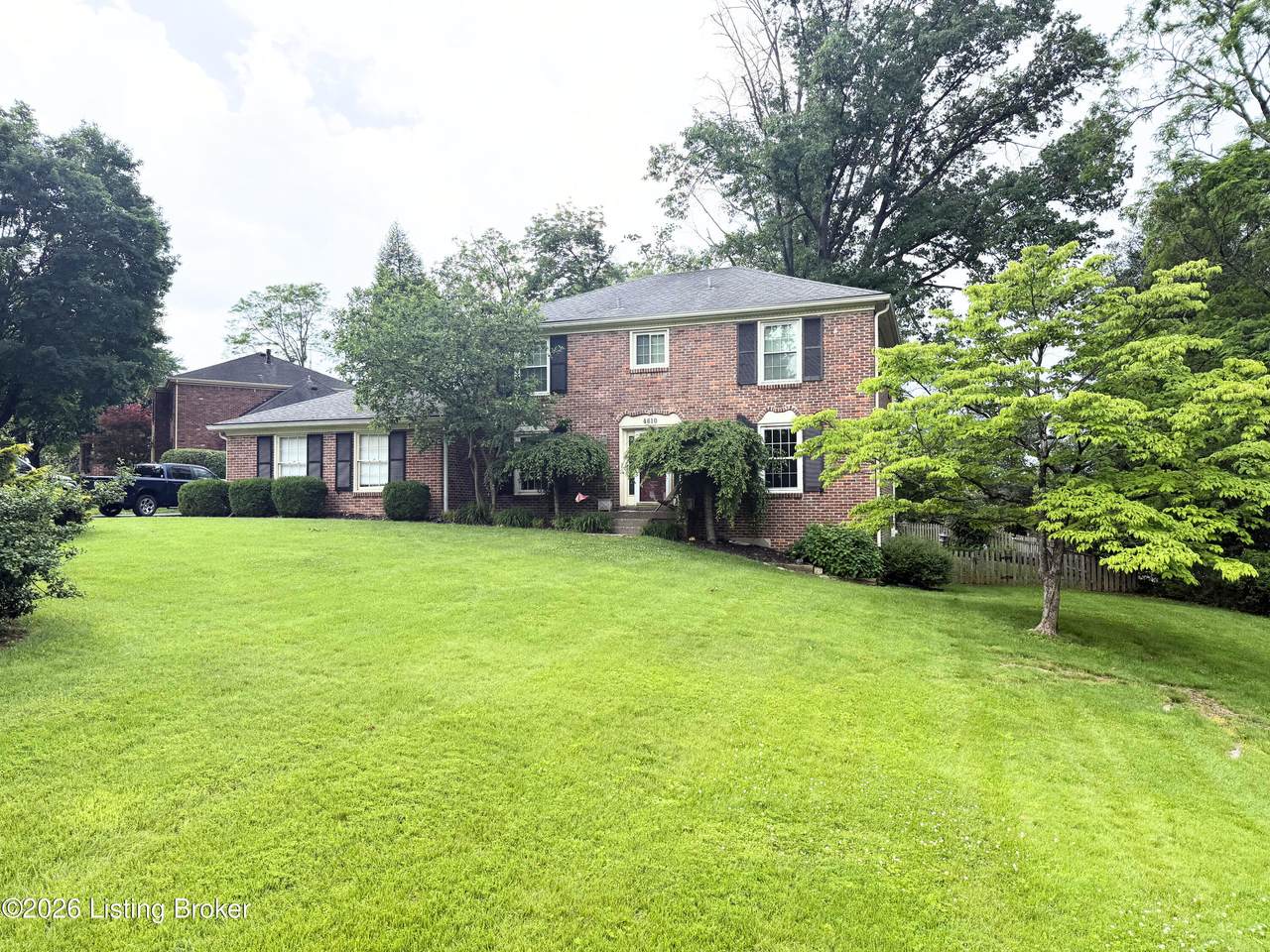 4610 Deepwood Dr - Photo 1