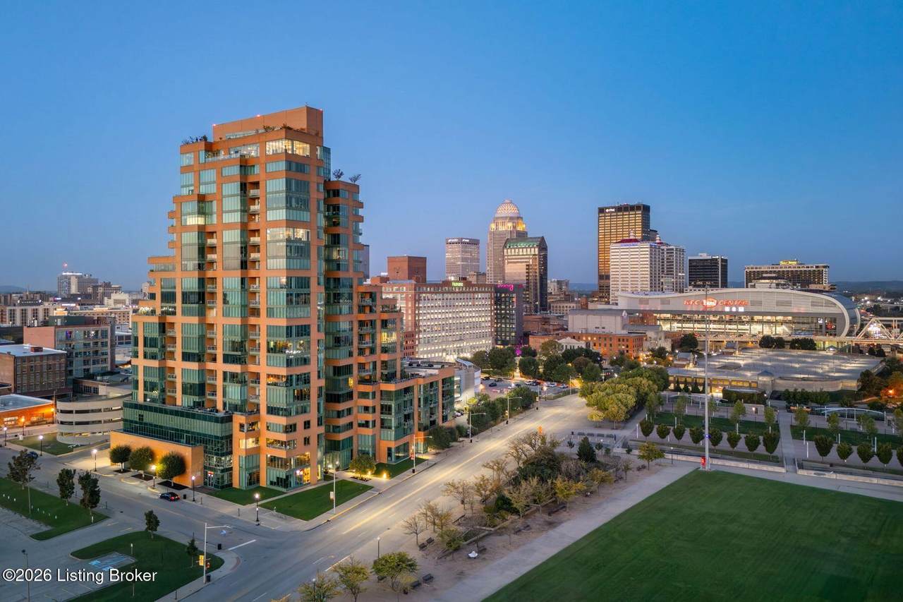 https://bt-photos.global.ssl.fastly.net/louisville/1280_boomver_1_1717928-2.jpg