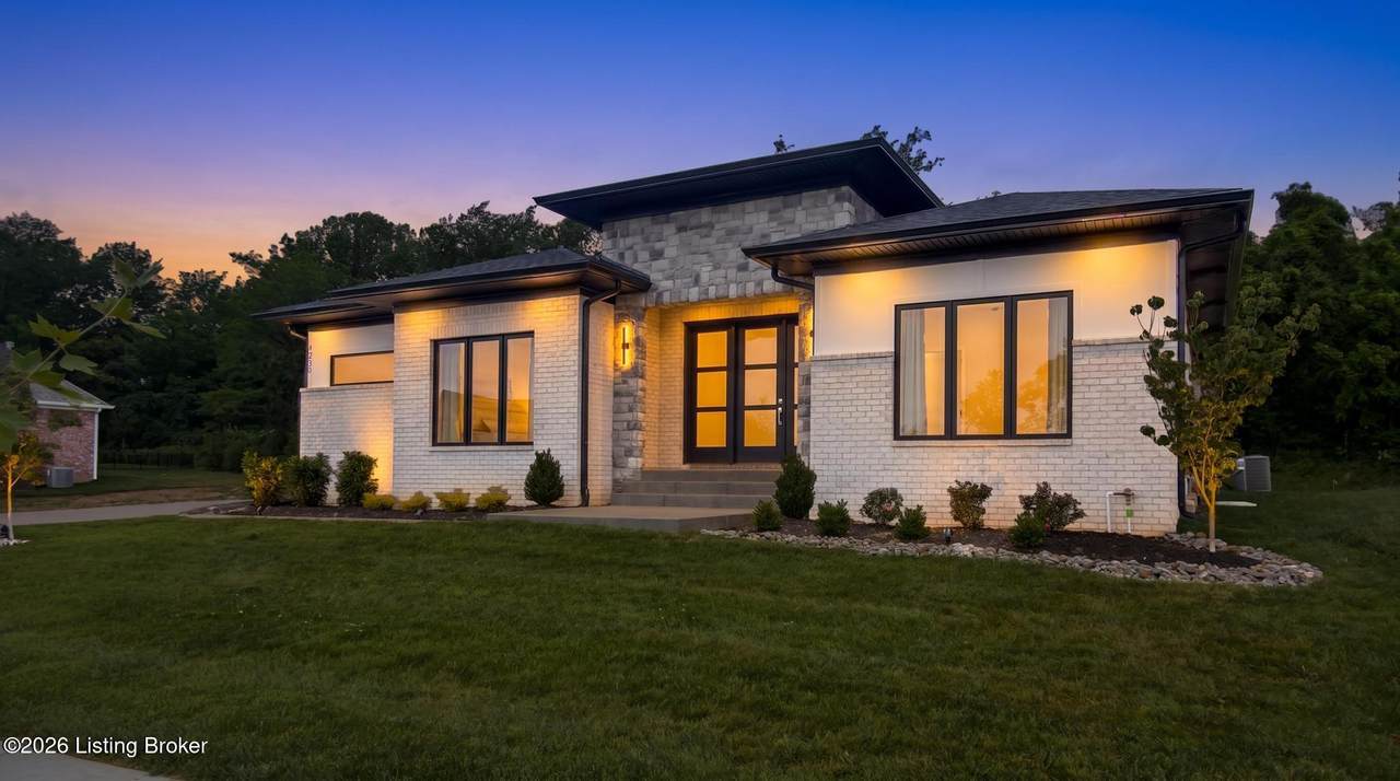 4007 Thomas Farm Dr - Photo 1