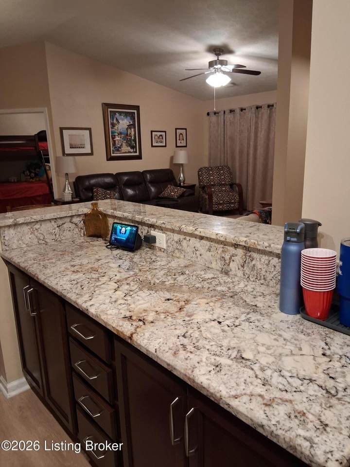 https://bt-photos.global.ssl.fastly.net/louisville/1280_boomver_1_1717973-2.jpg
