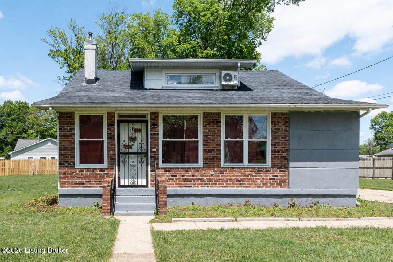 9201 Jefferson Ave - Photo 1