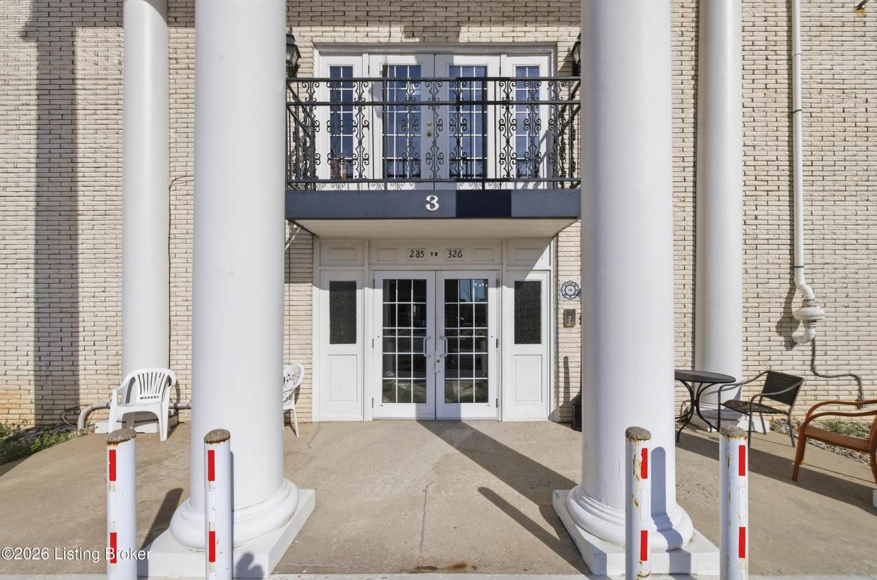 https://bt-photos.global.ssl.fastly.net/louisville/1280_boomver_1_1718300-2.jpg