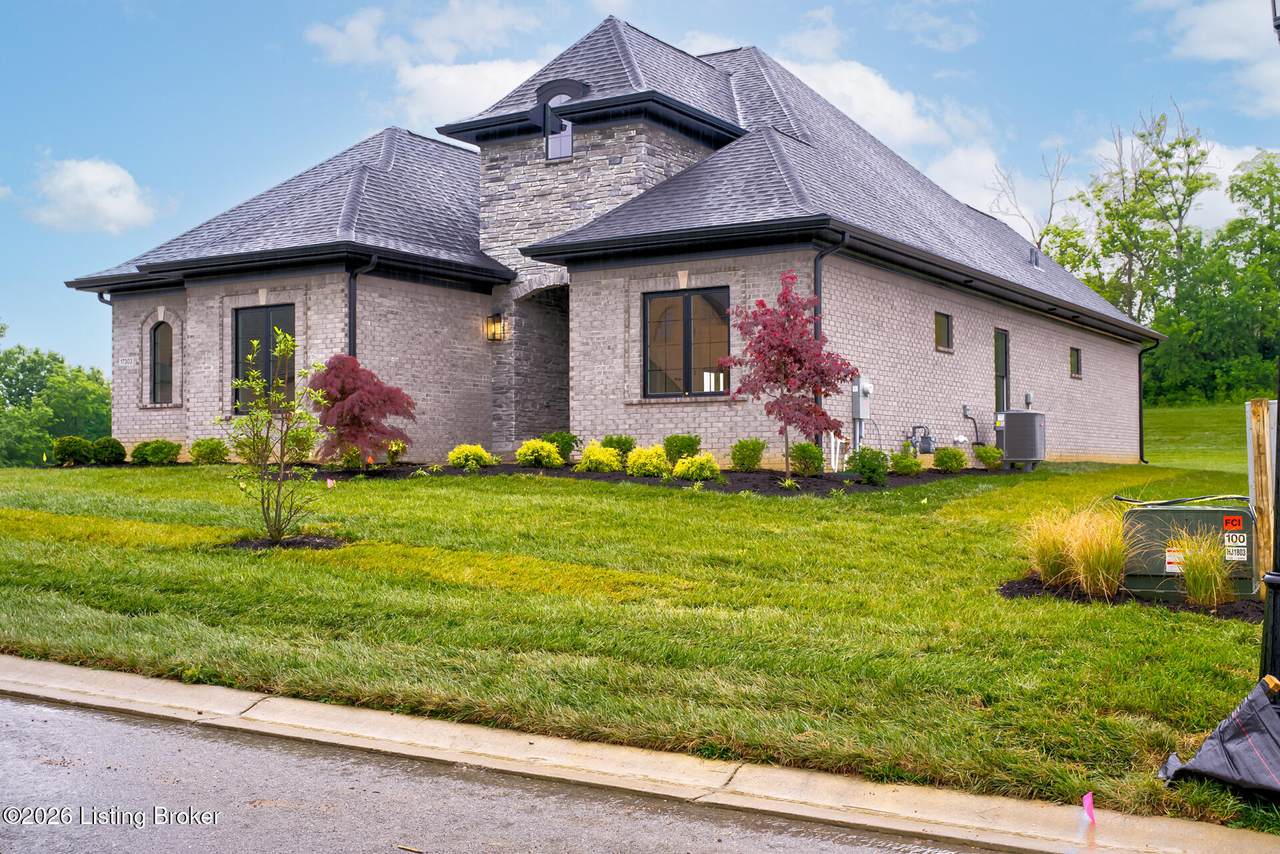 https://bt-photos.global.ssl.fastly.net/louisville/1280_boomver_1_1718335-2.jpg