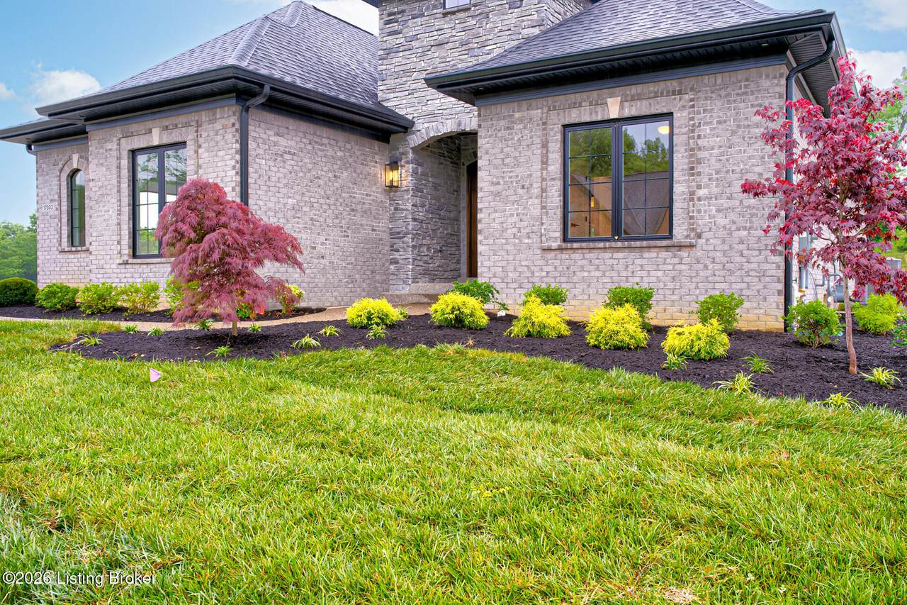 https://bt-photos.global.ssl.fastly.net/louisville/1280_boomver_1_1718335-2.jpg