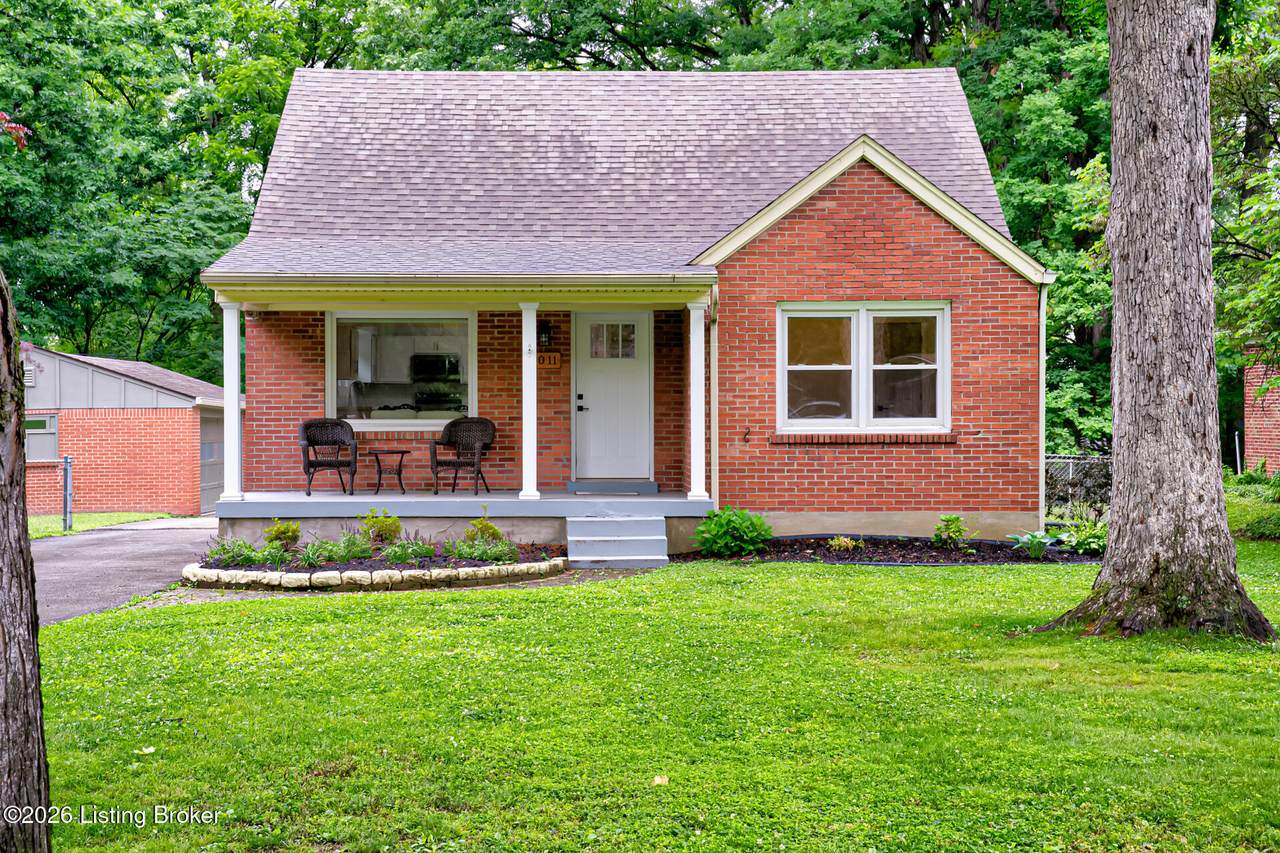 4011 Lambert Ave - Photo 1