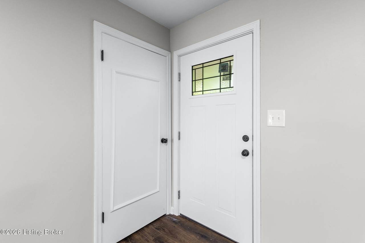 https://bt-photos.global.ssl.fastly.net/louisville/1280_boomver_1_1718444-2.jpg