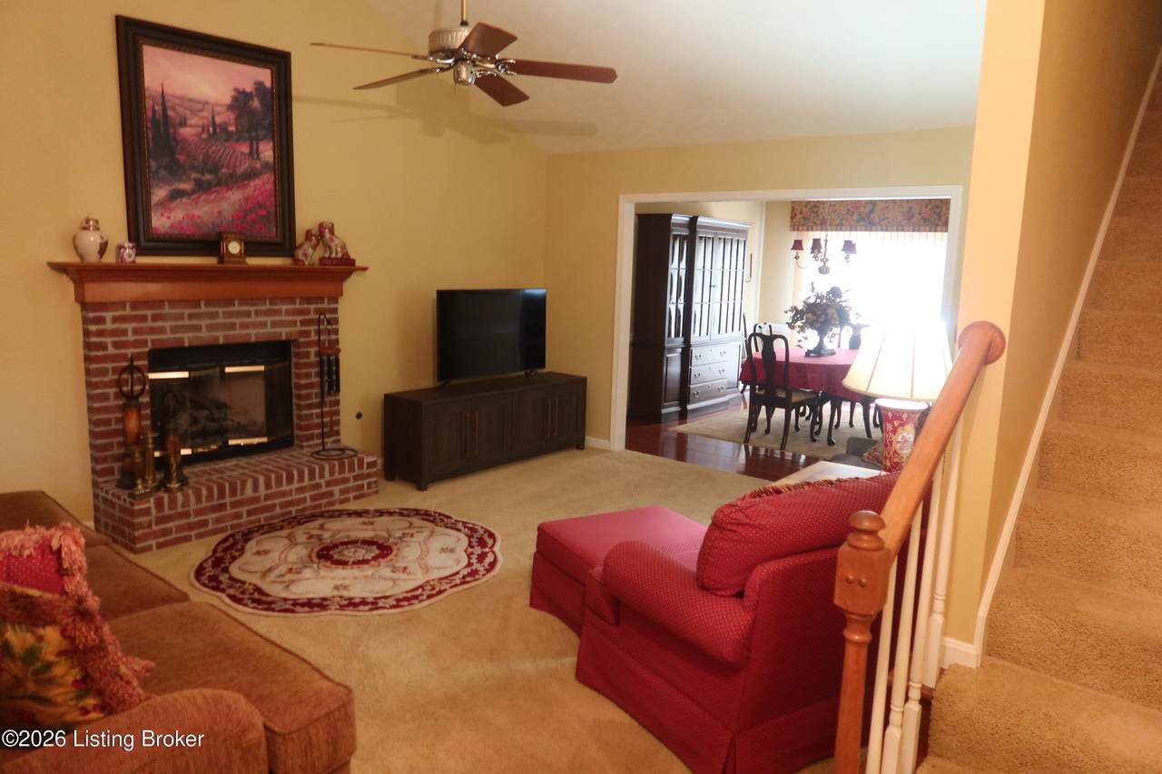 https://bt-photos.global.ssl.fastly.net/louisville/1280_boomver_1_1718508-2.jpg