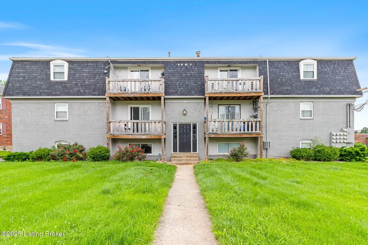 3400 Lesway Ct - Photo 1