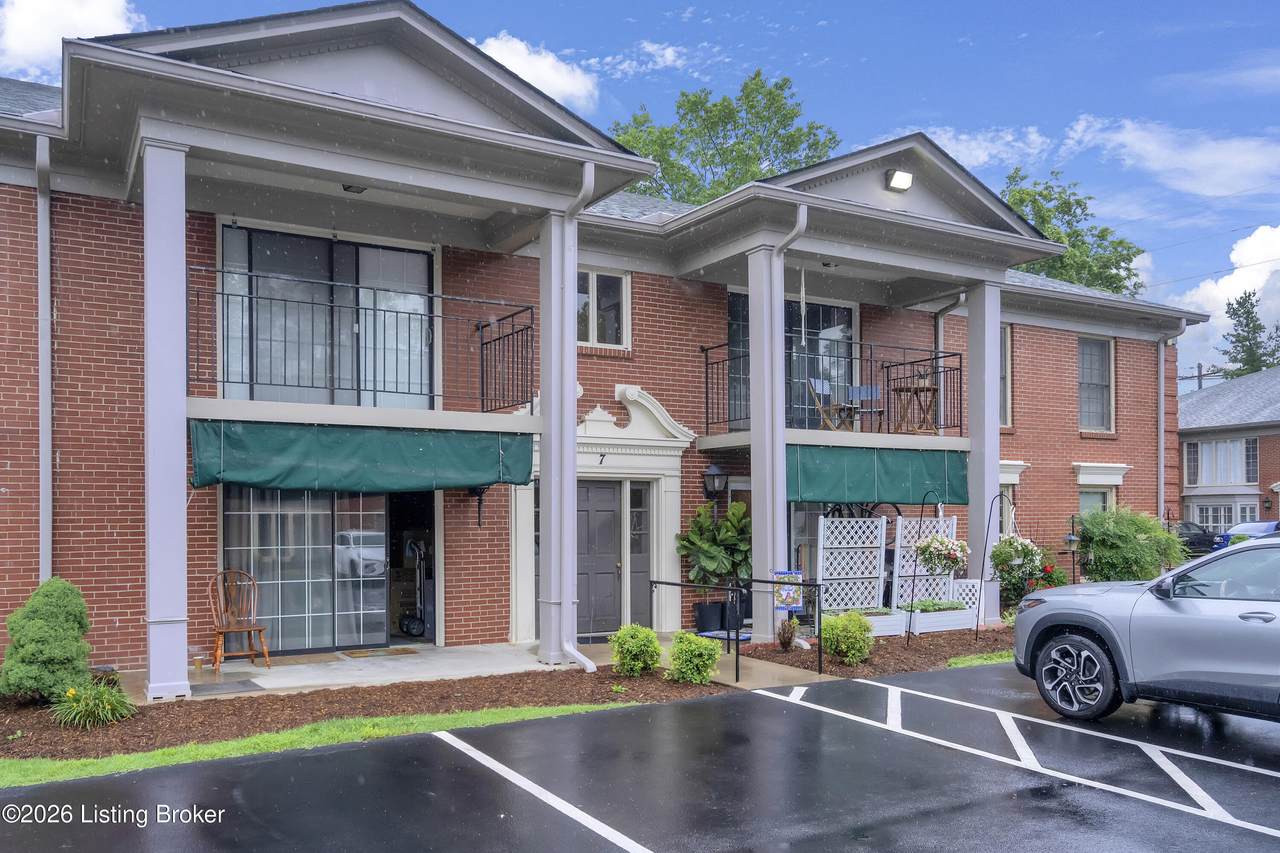 7 Dupont Way - Photo 1