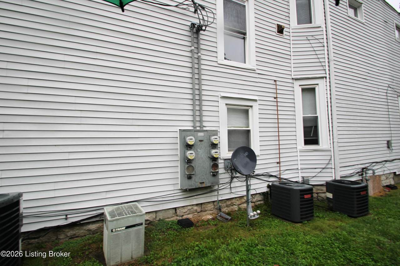 https://bt-photos.global.ssl.fastly.net/louisville/1280_boomver_1_1718596-2.jpg