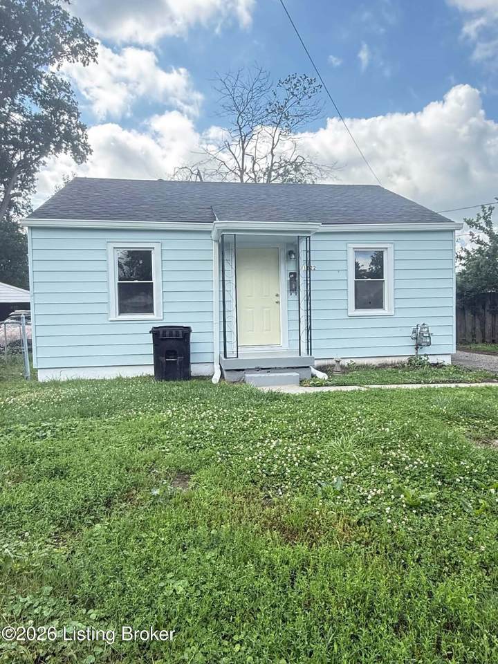 1022 Stanley Ave - Photo 1