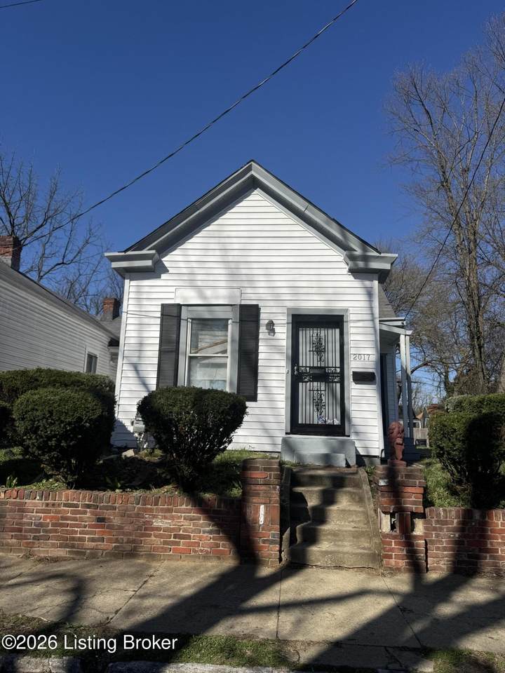 2017 Woodland Ave - Photo 1
