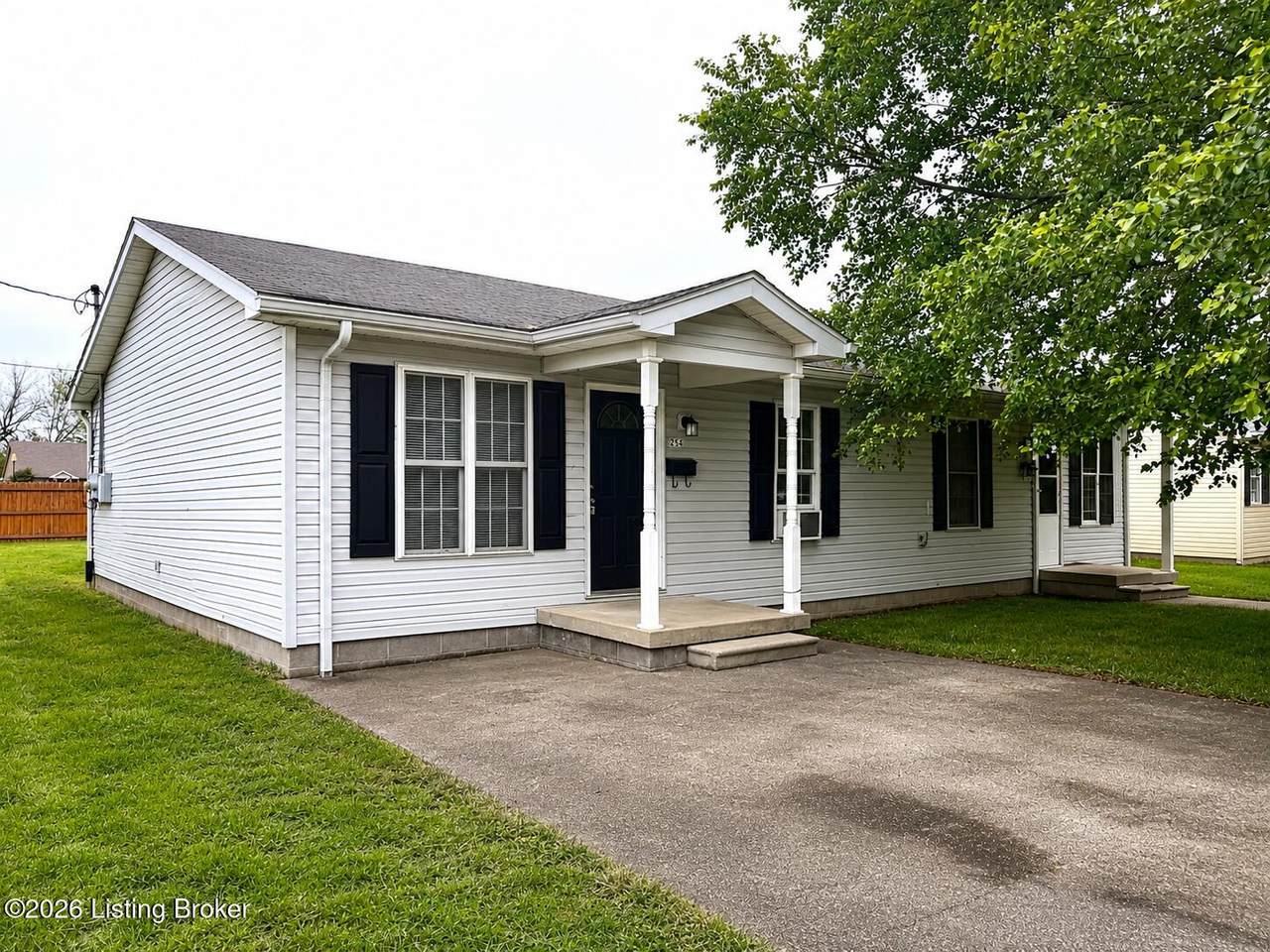 254 Davis St - Photo 1