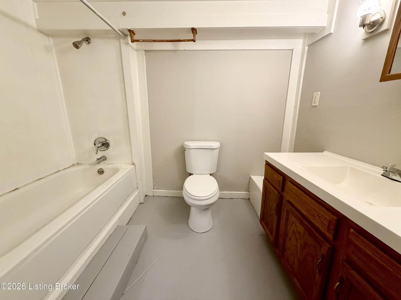 https://bt-photos.global.ssl.fastly.net/louisville/1280_boomver_1_1718901-2.jpg