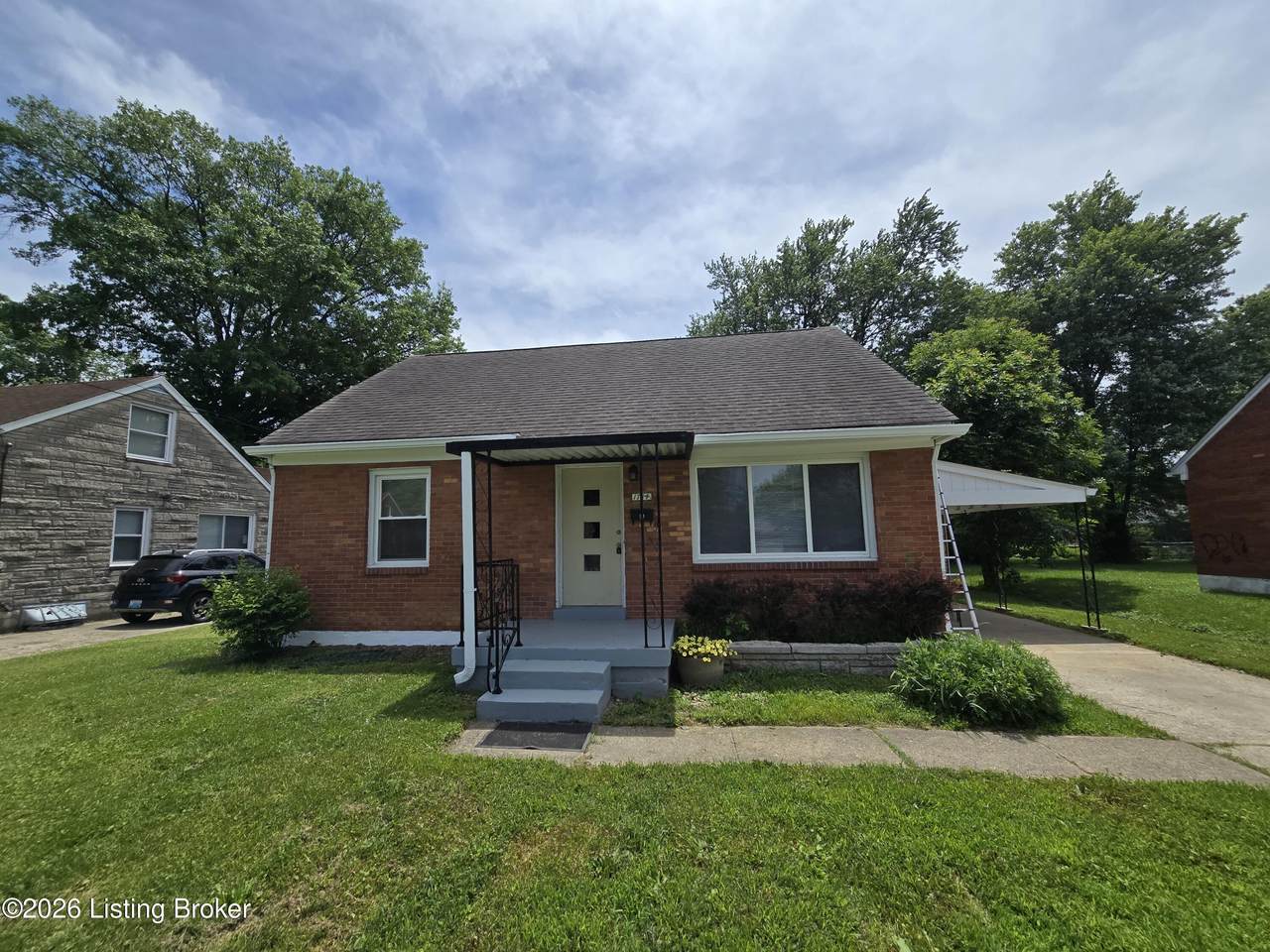 1714 Colony Ct - Photo 1
