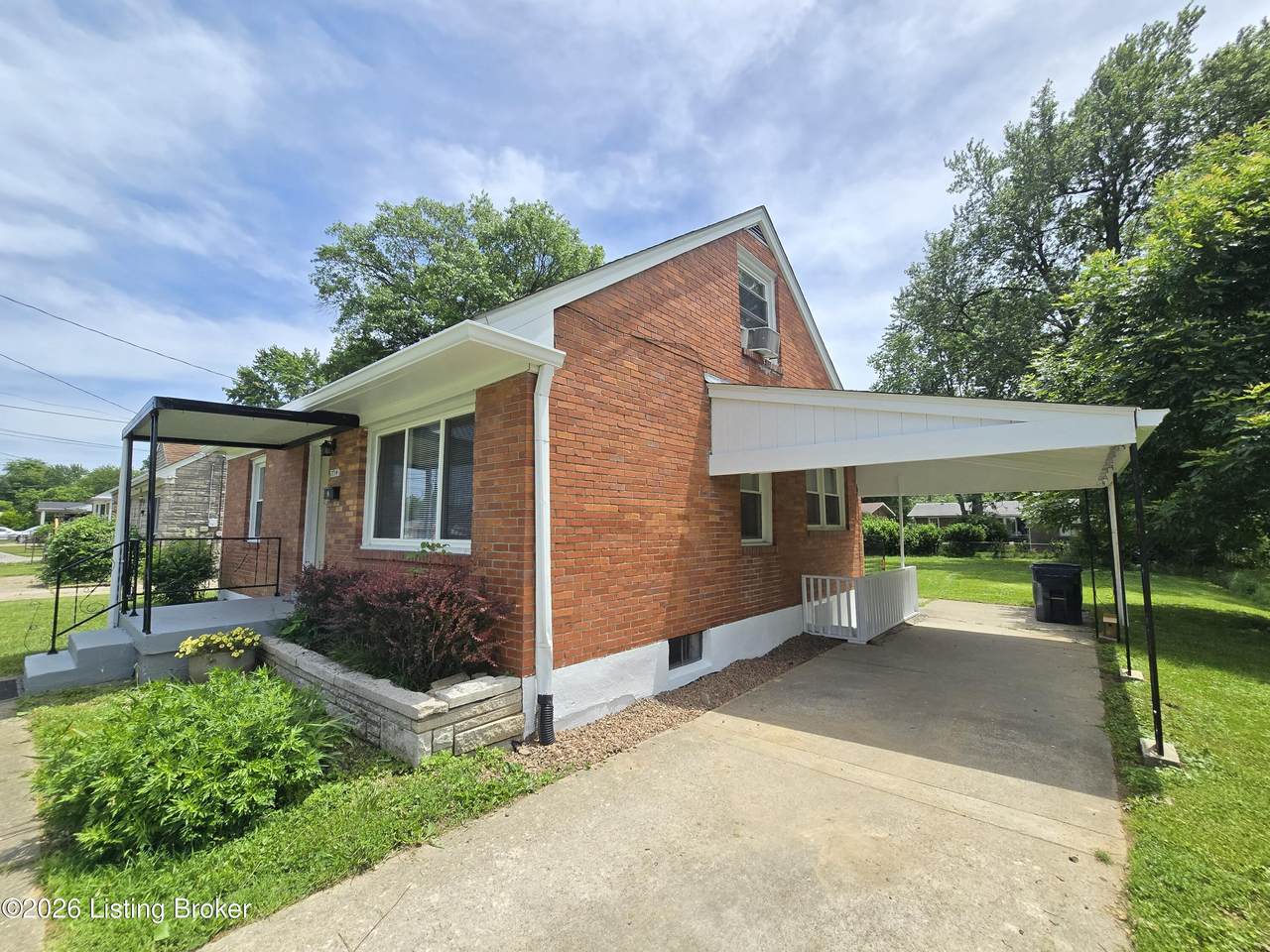 https://bt-photos.global.ssl.fastly.net/louisville/1280_boomver_1_1718902-2.jpg