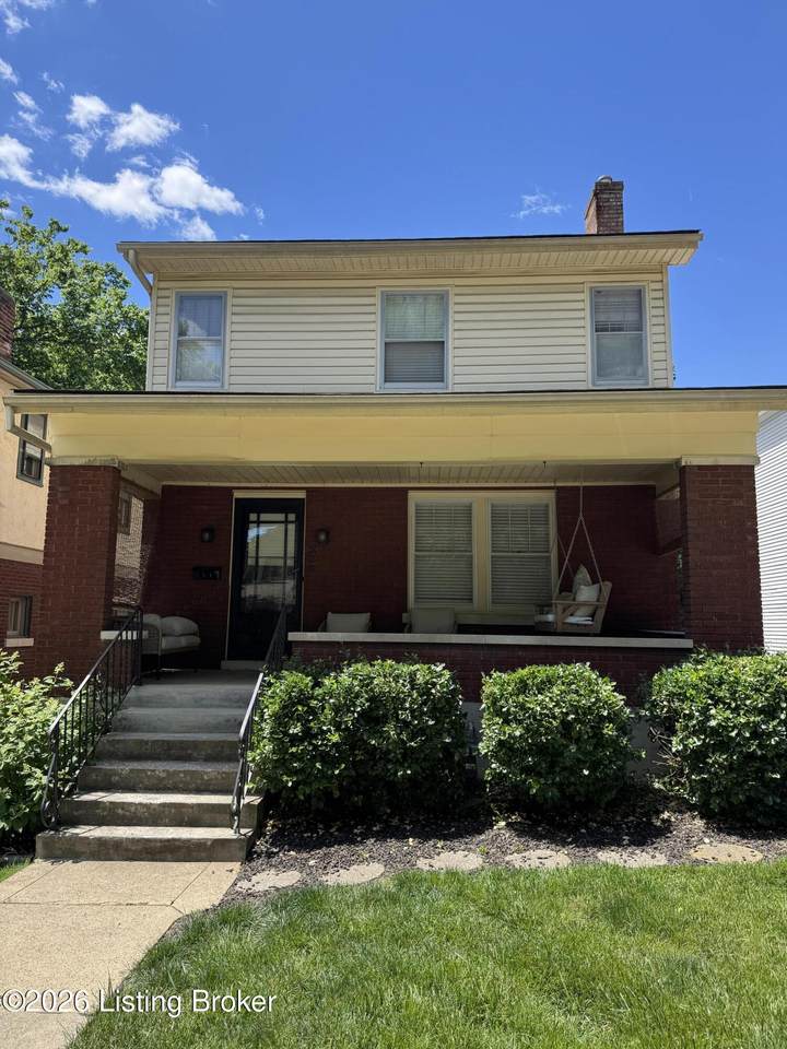 236 Kennedy Ave - Photo 1