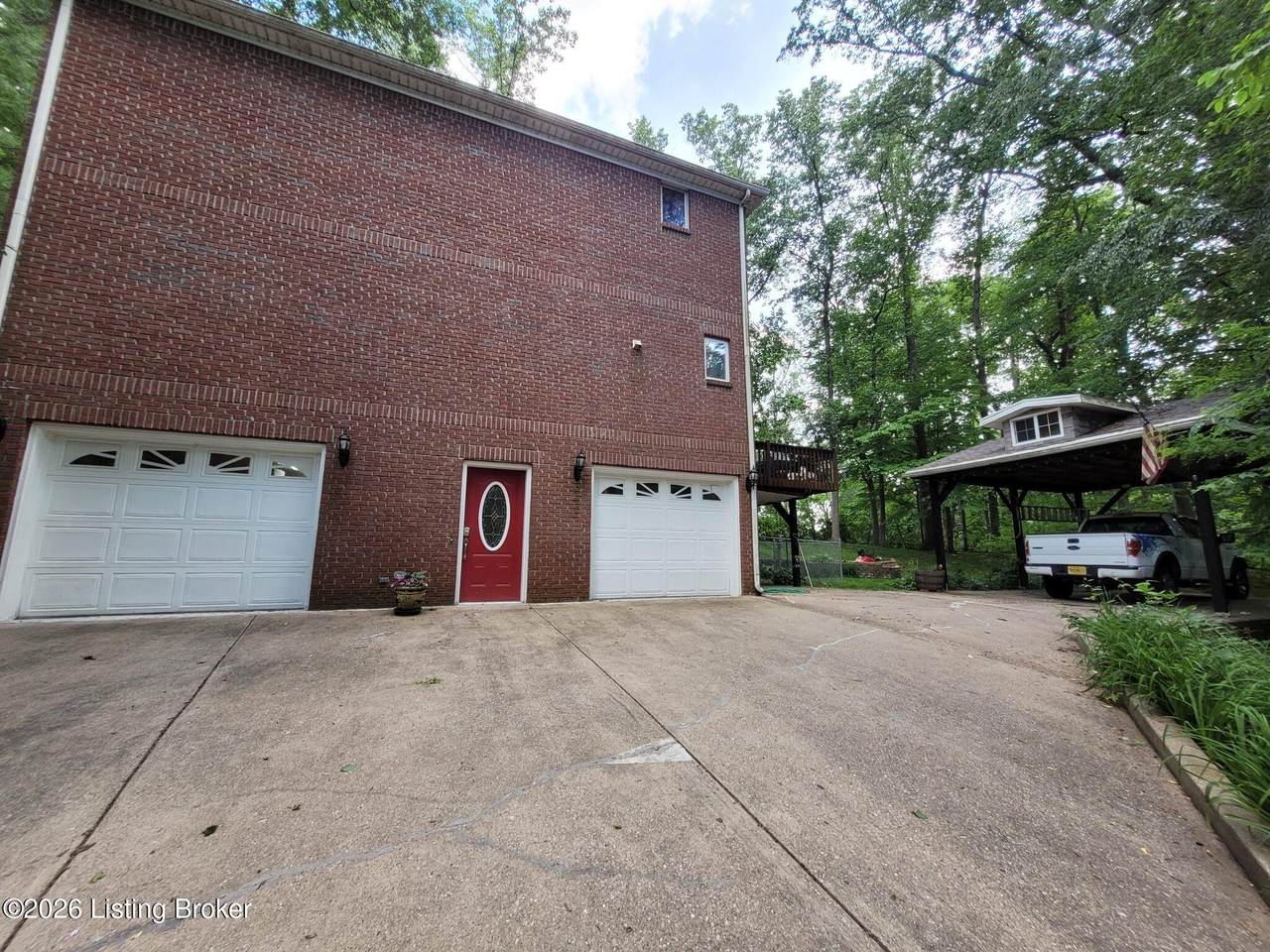 https://bt-photos.global.ssl.fastly.net/louisville/1280_boomver_1_1718949-2.jpg