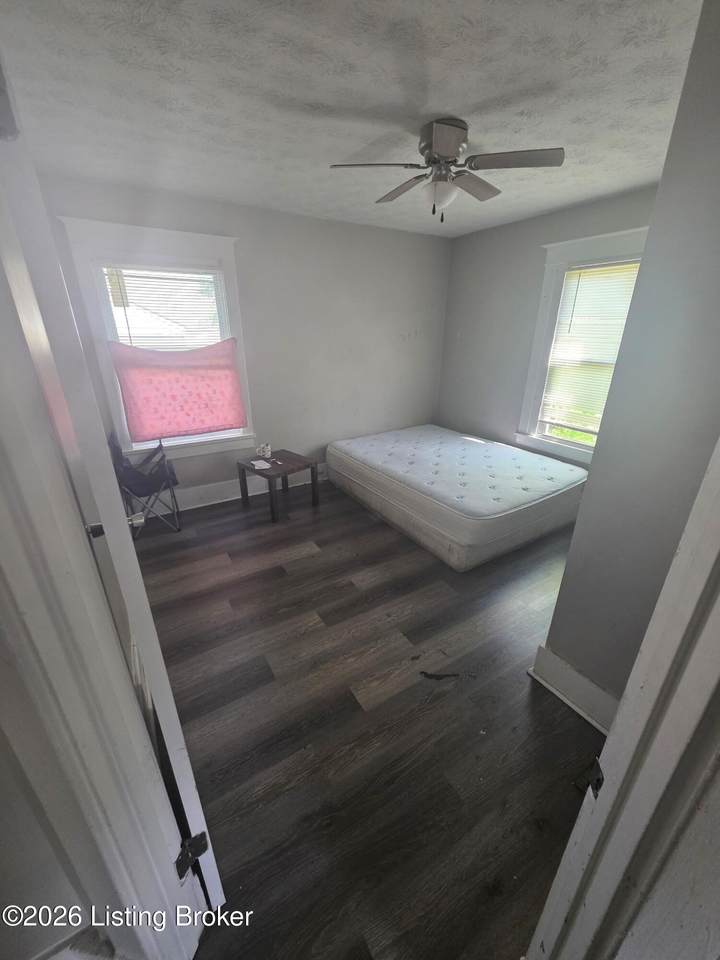 https://bt-photos.global.ssl.fastly.net/louisville/1280_boomver_1_1719072-2.jpg