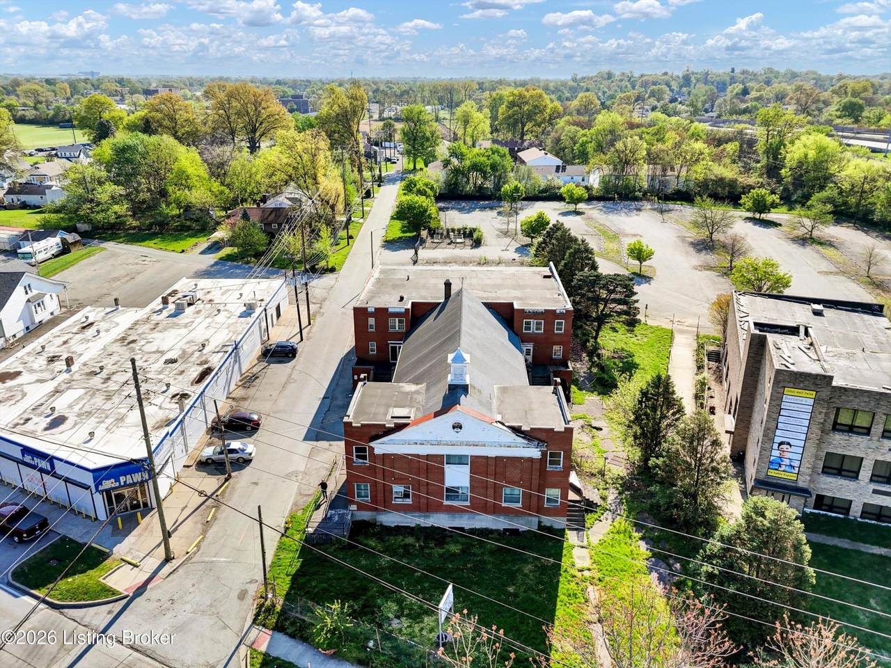 https://bt-photos.global.ssl.fastly.net/louisville/1280_boomver_1_1719243-2.jpg