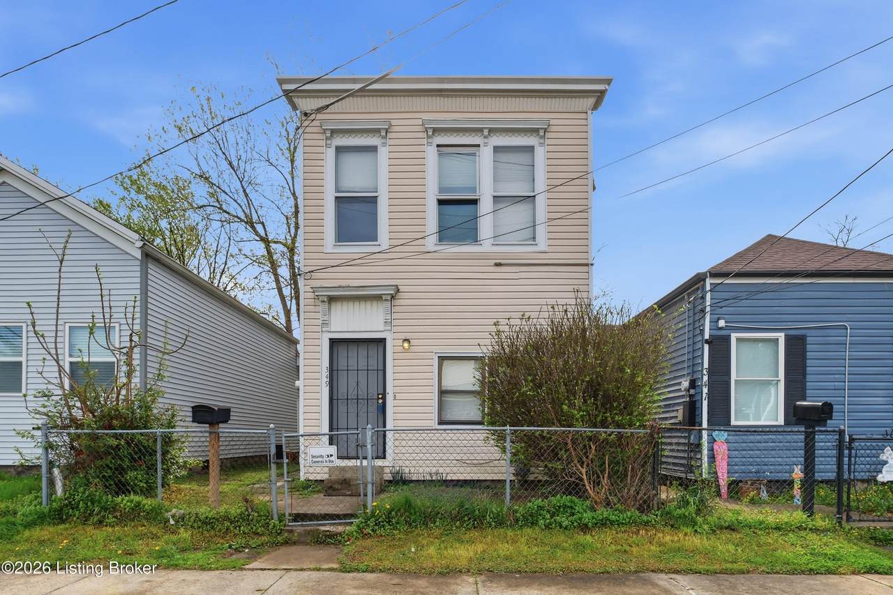 349 23rd St - Photo 1