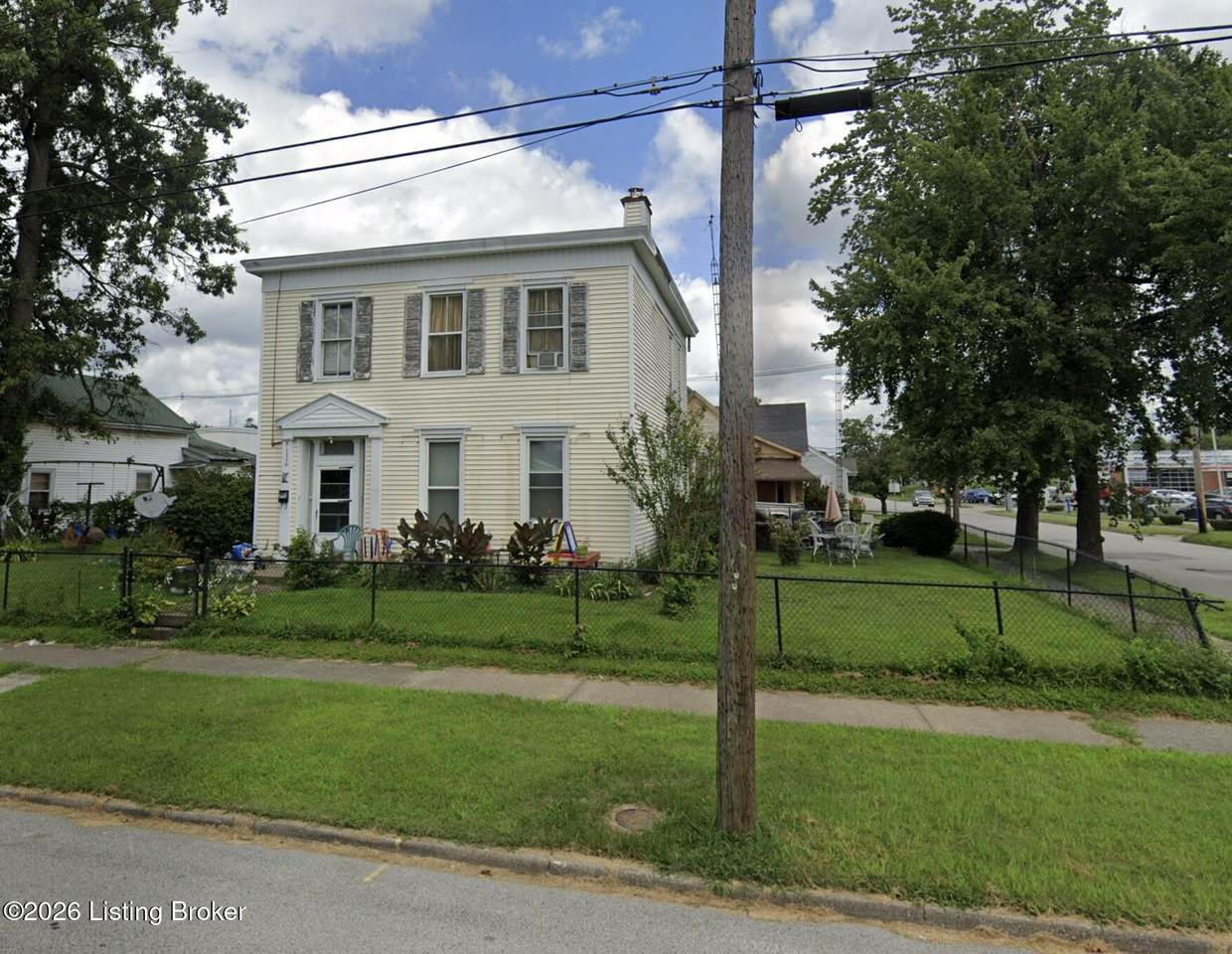 https://bt-photos.global.ssl.fastly.net/louisville/1280_boomver_1_1719387-2.jpg