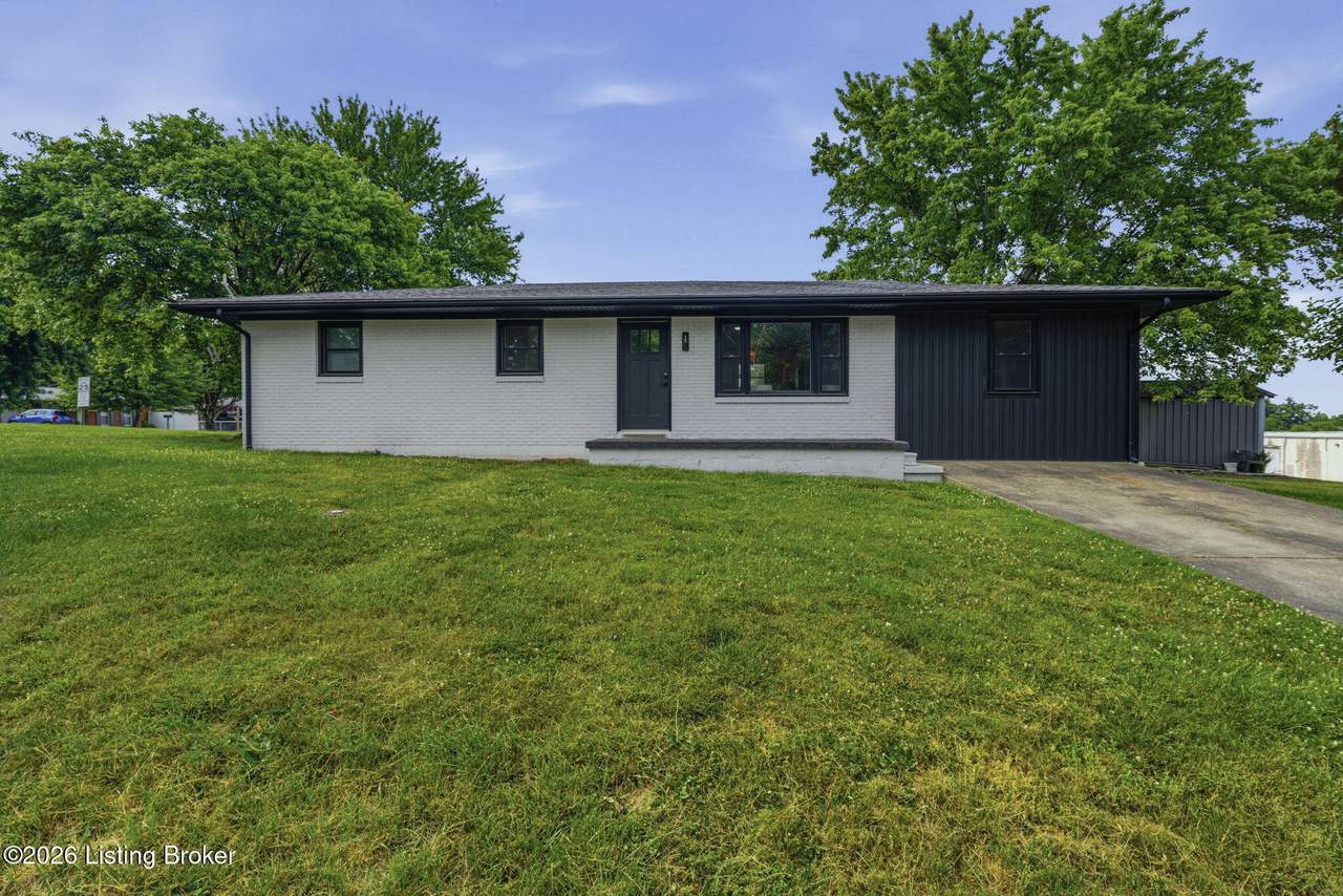 202 Industrial Rd - Photo 1