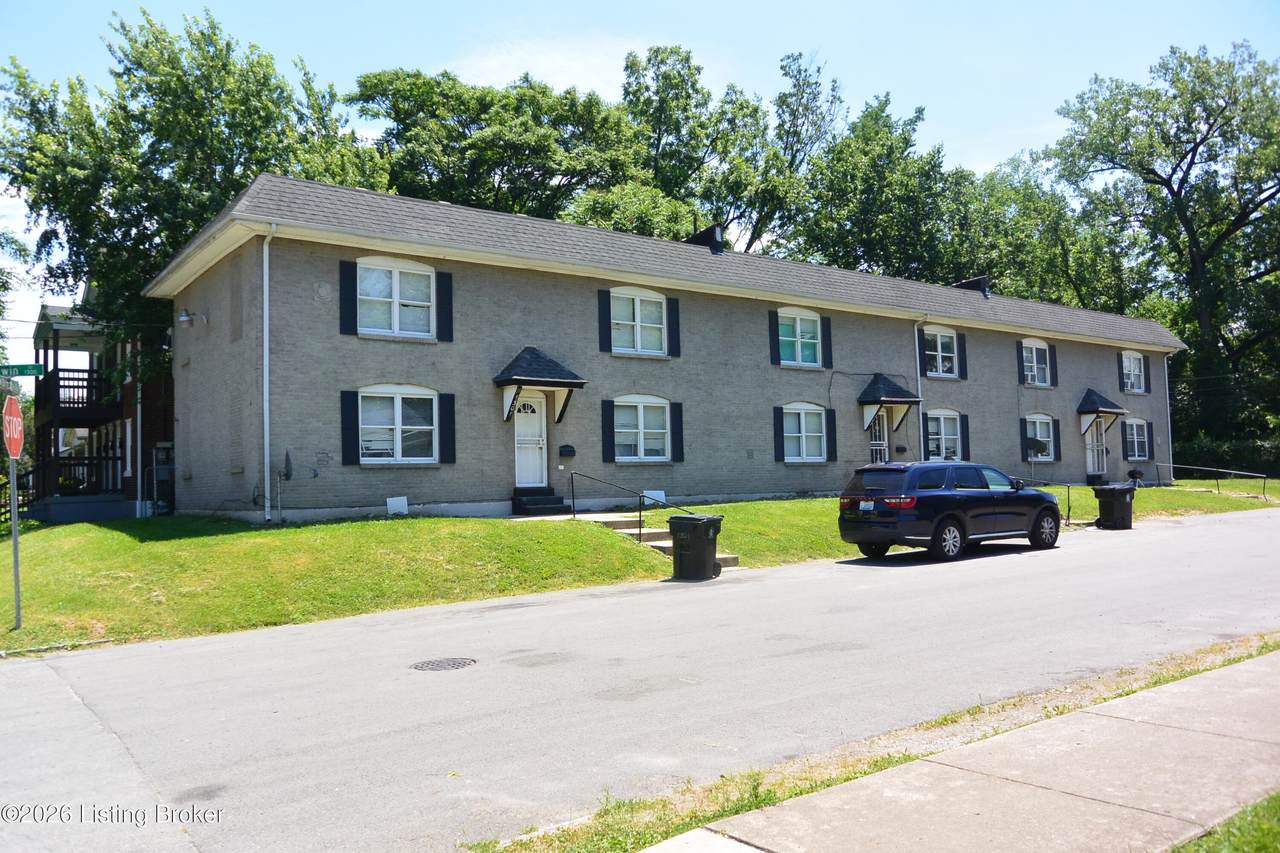 1301 Baldwin St - Photo 1