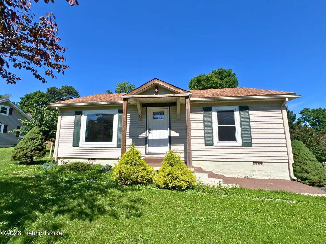 340 Beech St - Photo 1