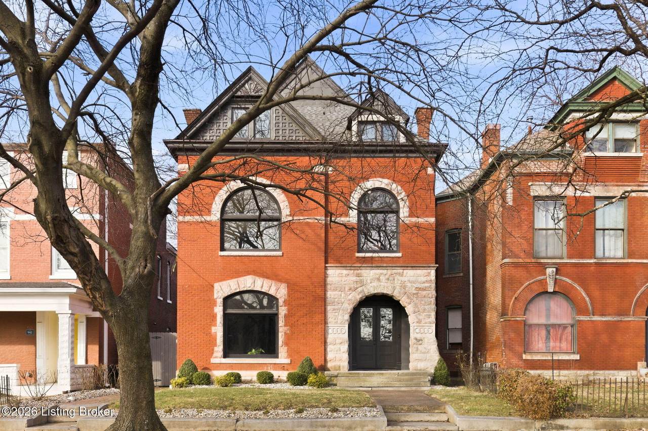 940 6th St - Photo 1