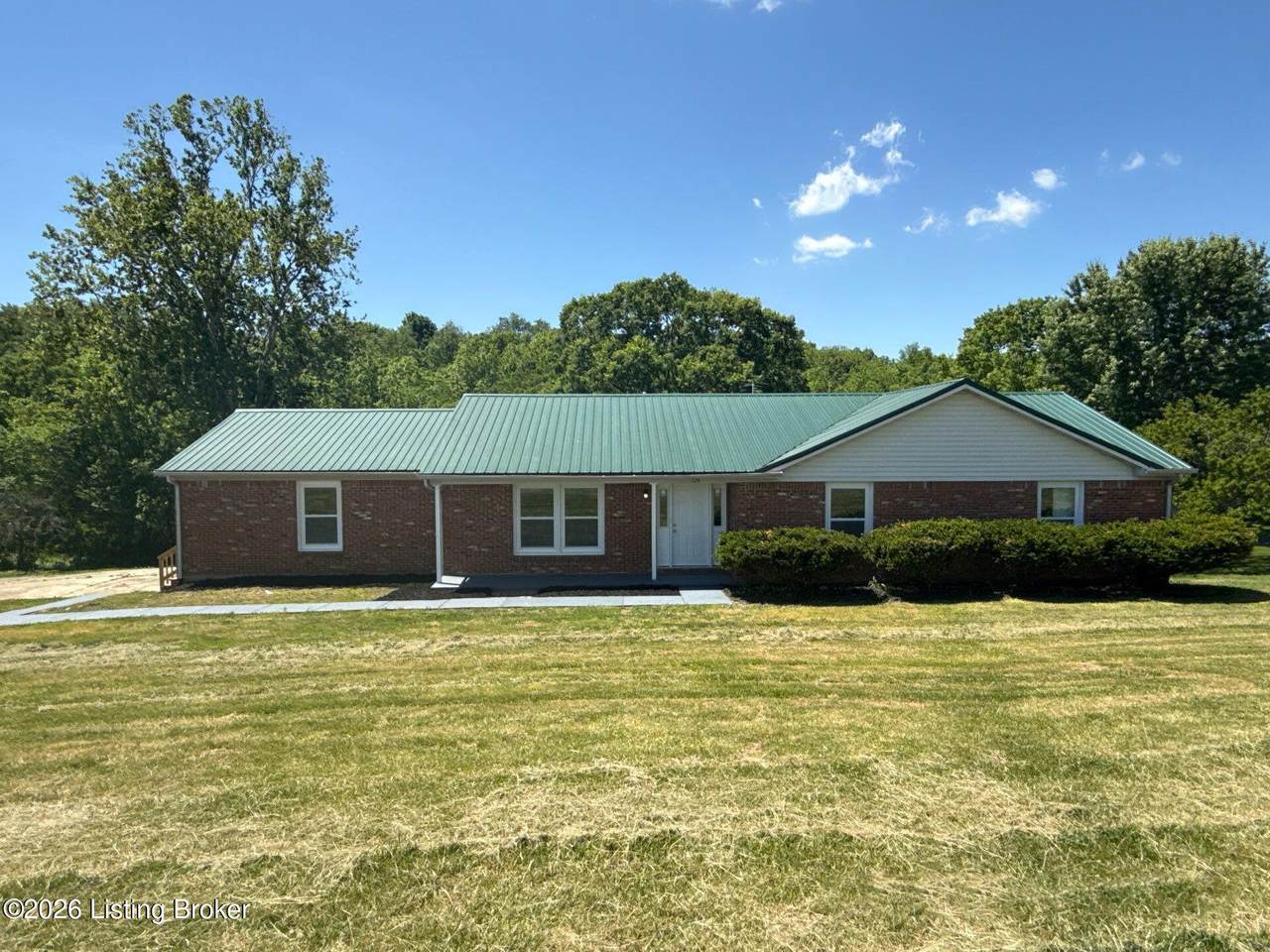 729 Hempridge Rd - Photo 1