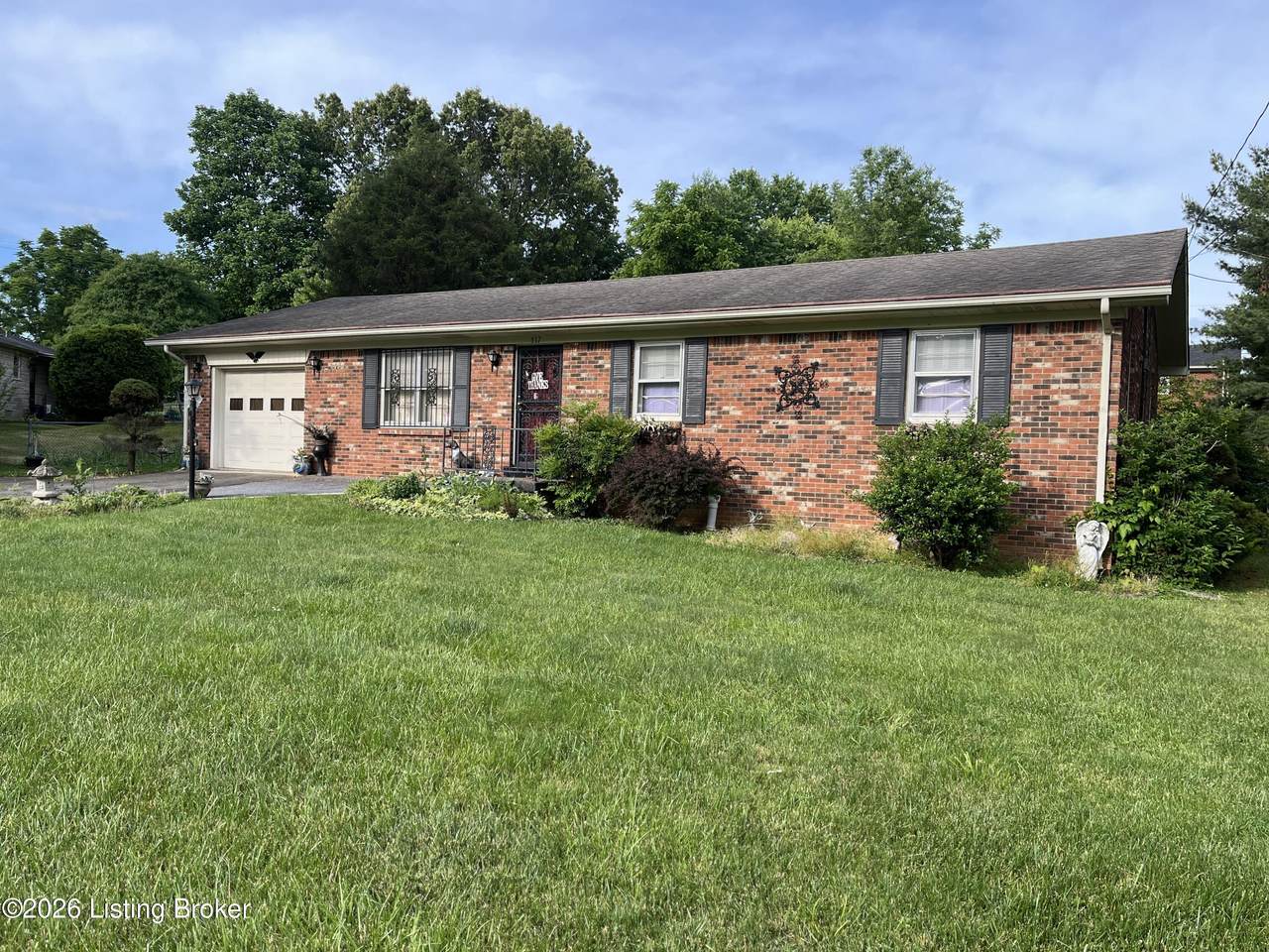 https://bt-photos.global.ssl.fastly.net/louisville/1280_boomver_1_1720455-2.jpg