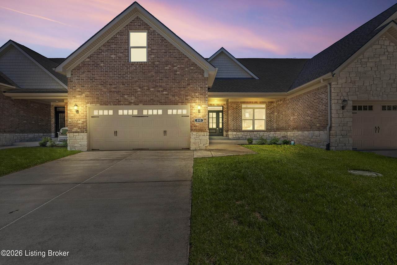 810 Katie Ln - Photo 1
