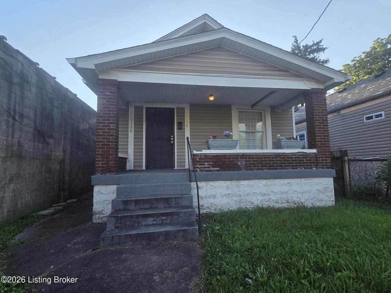 1138 Dixie Hwy - Photo 1