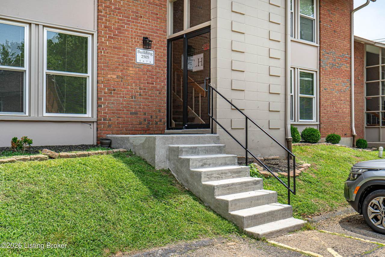 https://bt-photos.global.ssl.fastly.net/louisville/1280_boomver_1_1720918-2.jpg