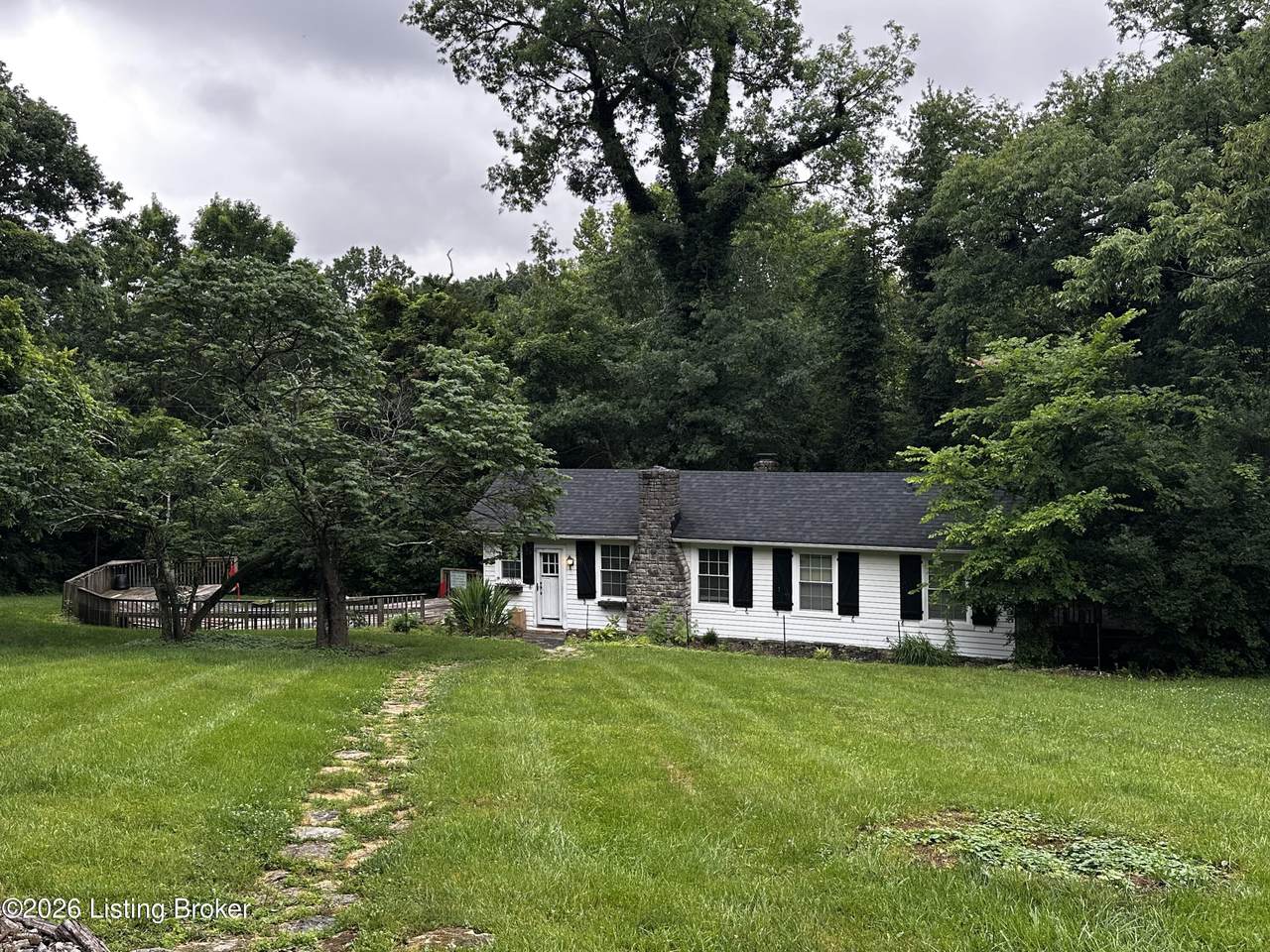 8330 Ballardsville Rd - Photo 1
