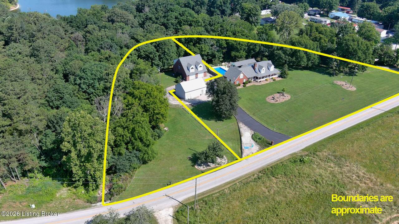 550/572 Dog Creek Rd - Photo 1