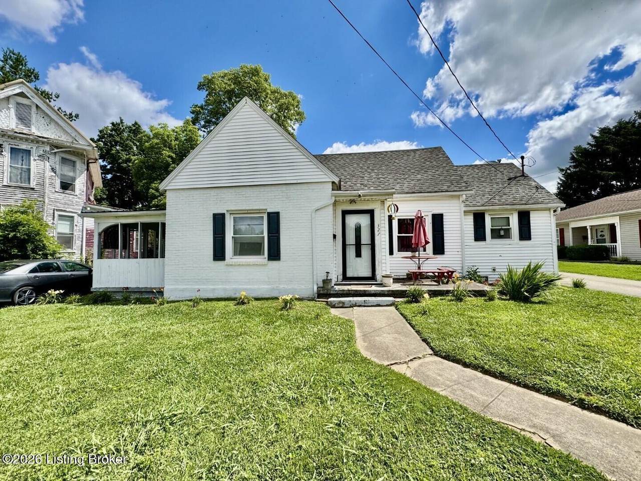 327 Main St - Photo 1